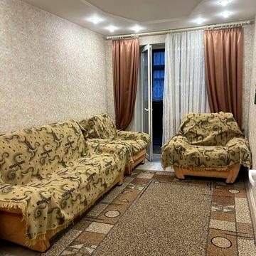 Здаєтьс 2 кімнатна квар. біля готелю Мир центр