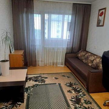 Здам однокімнатну квартиру на довготривалий термін. Вільна з  25 .04