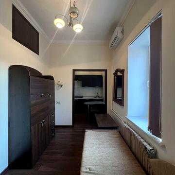 долгосрочно!  Центр Греческая/Екатерининская  с 1 мая  свободна