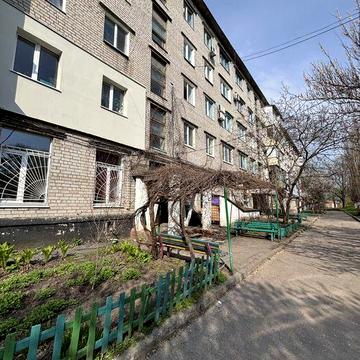 4 х кімнатна Квартира. Район Крюків.