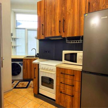 Оренда 1-кім квартири по вул. Медова - Теодора