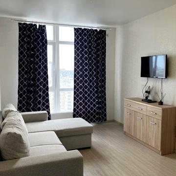 Михайла Грушевського вул., 30в