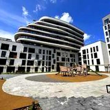 Продаж квартири в будинку бізнес класу