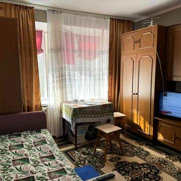 Продам 1-но кімнатну на Вишенці