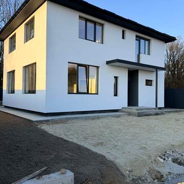 Продаж будинку Бартатів біля лісу