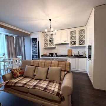 3-кімнатна квартира біля Епіцентру!