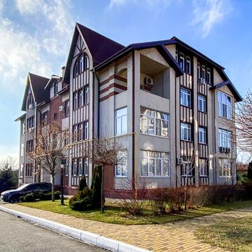 Розваги вул., 27