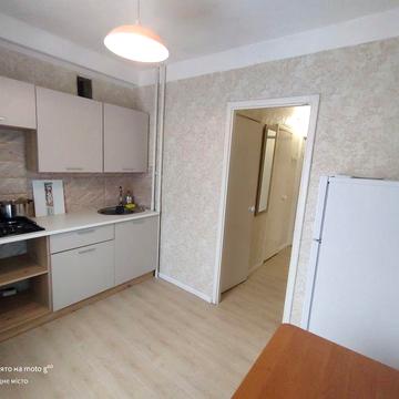 Аренда 1-комнатной квартиры. Район - Космос. С ремонтом