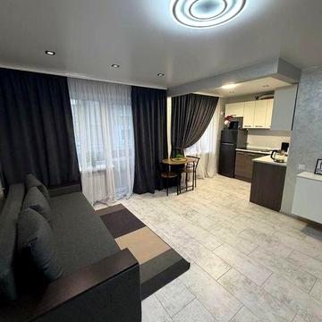 Продам 1 комнатную квартиру на Кирова (Александра Поля).