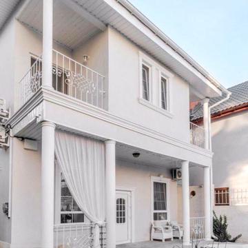 СРОЧНО 2 дома на 1 участке КАМАНИНА/ Аркадийский переулок длительно