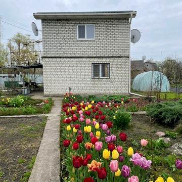 Продам дачу на Коноплянці біля води