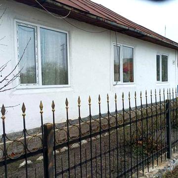 Продаж будинку 99 м² у Володимирці, вул. Грушевського, 47 (27 сот. землі)