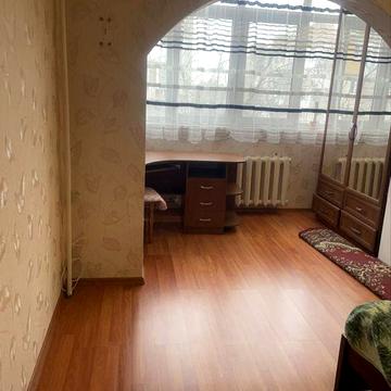 Продаю 2 кім кв ютз в дворі гараж