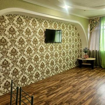 Сдаю 2к в центре без  залога