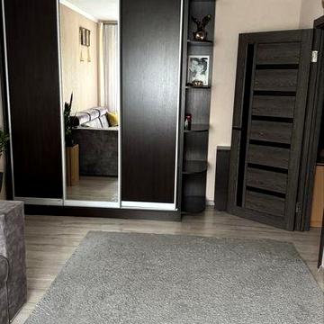 Продам 2х кімнатну квартиру 53 кв.м