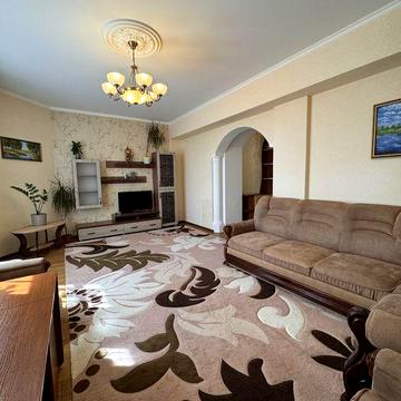 Оренда великої квартири з євроремонтом та АГВ