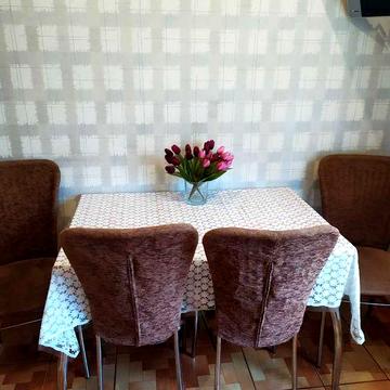 Продам двокімнатну квартиру з добротним ремонтом пішкі 15хв. метро Вирлиця