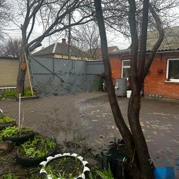 Будинок для життя і роботи