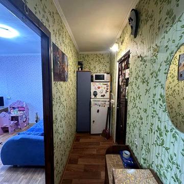 Продам двухкомнатную комунну 27 м