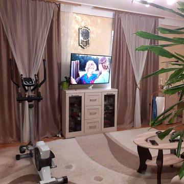 Продам полдома с флигелем на новозападном