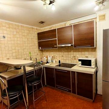 Сдам  2х комнатную квартиру  в  Приморском  районе  улица  ПИШОНОВСКАЯ