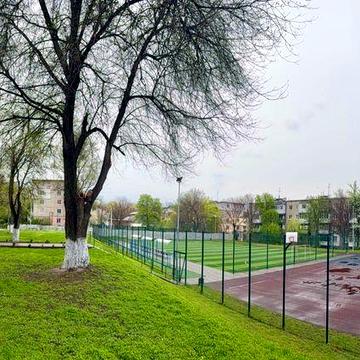 Продам 2х кімнатну 4/5 гімназія #11