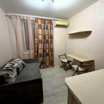 Сдам  1 но комнатную квартиру  на  улице  АНДРИЕВСКОГО/ Церковная