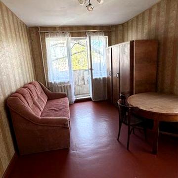 Сдам 1 комнатную квартиру на Черемушках, на среднем этаже