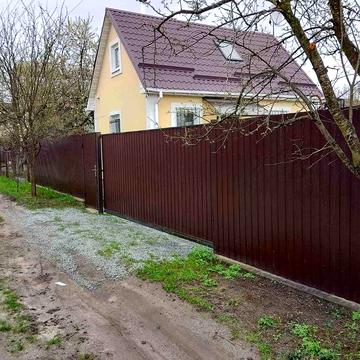 Продам затишну дачу з усіма зручностями і меблями від власника
