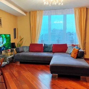 продаж  2-кімнатної квартири 81м2  Харківське Шоссе 152