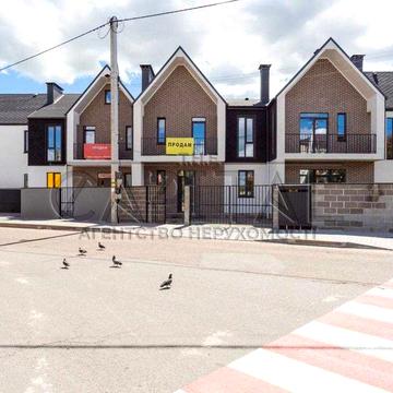 Продаж! Чудовий таунхаус в м. Бровари вул. Переяславський Шлях Здані в експлуатацію