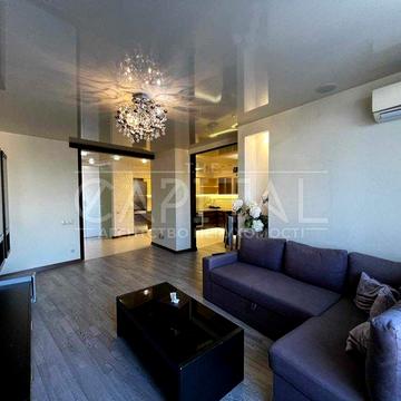 Пропонується в оренду затишна 3х-кімнатна квартира за адресою проспект Валерія Лобановського 4г.