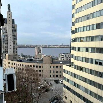 Продам 3-к квартиру (95м2) на Вернадского / парк Шевченко