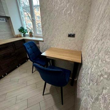 Преміальна 1-к квартира в цегляному будинку, в центрі міста