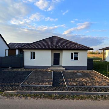 Продаж будинку 86м2 на ділянці 6сот у Боголюбах