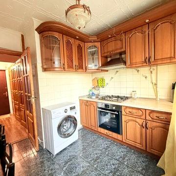 Без комісії! Здам 3-кімнатну квартиру. Метро Мінська 10 хвилин