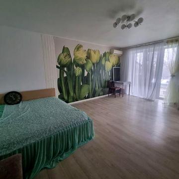 Центр,Чудова локація!1-к. кв.-студія в самому серці  міста,3\5.До Соборної 2 хвилини!Сертифікат