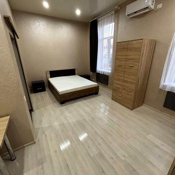 Оренда однокімнатноі квартири від ВЛАСНИКА, центр