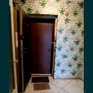 Квартири вже не має.Здається однокімнатна квартира