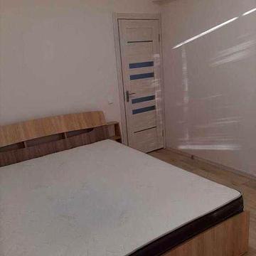 Сдам в аренду 2-х комнатную квартиру на Рабочей, низ