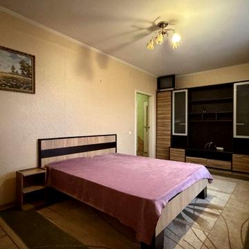 Продажа 2х.кімнатну провулок Бабкіна