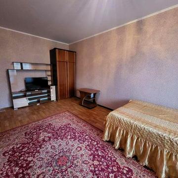 Оренда 1 кімнатної квартири вул. Руставі.