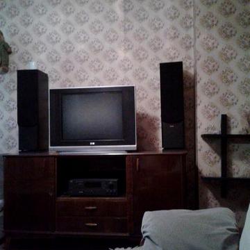 Сдам двухкомнатную квартиру для местных, ул. Мира.