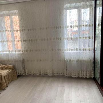 Здам частину будинку з паркомісцем в центрі