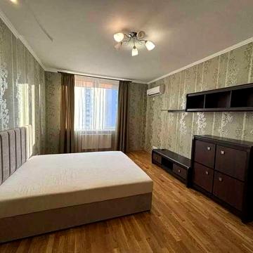 Здається 1-кімнатна квартира на пр.Академіка Глушкова,9Г