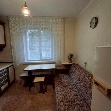 Здам 1 км. квартиру Захисників України