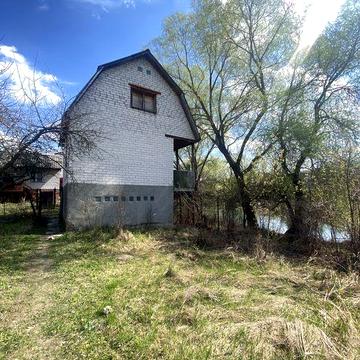 Продам дачу біля водойми