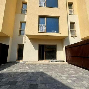 Продаж трьох поверхового таунхауса м. Мукачево вул.Петефі 6