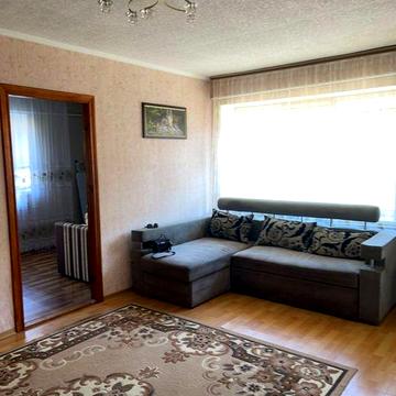 Продаж трикімнатної квартири