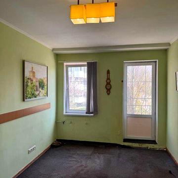 Продам 2 кім квартиру 80кв.м Поверх 2 Клавдіївська 40-Б ЖК Грюнвальд